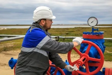 Improving health and safety in oil and gas